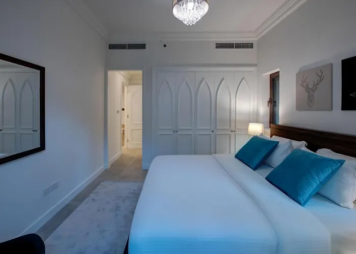 Durrani Homes - Arabian Luxury At Souk Al Bahar Besides Burj Khalifa & Dubai Mall