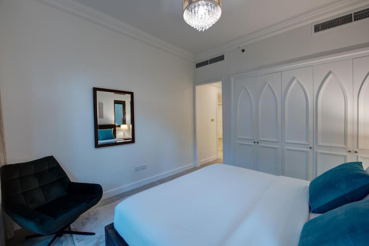 Durrani Homes - Arabian Luxury At Souk Al Bahar Besides Burj Khalifa & Mall Дубай